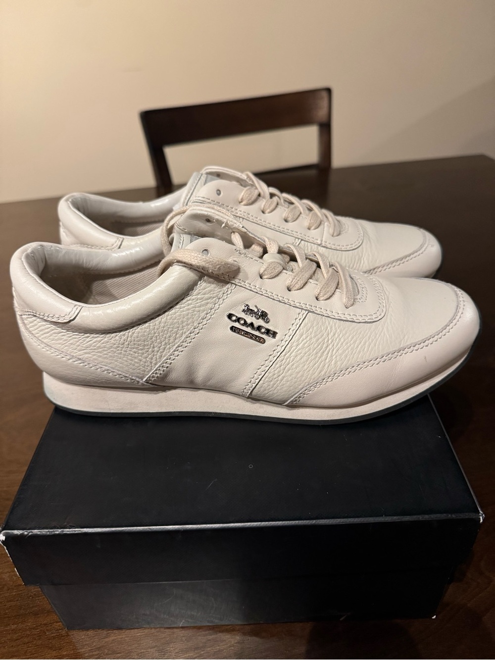 Coach Cream Leather Low-Top Sneakers with Silver Metal Logo - Picture 3 of 9